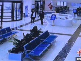 辽宁大连：一男子在公安局冒充警察被抓获