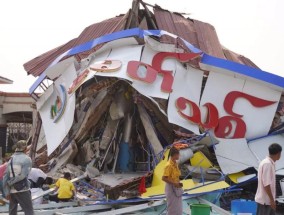 “废墟下有很多求救声，但救不出来”！缅甸强震已致1002人死亡！专家：可能有数百万人暴露在高烈度区域，多只中国救援队已出动