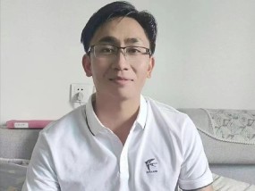缅甸震后云南女子求助：酒店坍塌弟弟失联，有消息称受伤严重生死未卜