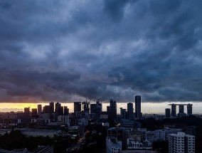 “黑色星期一”来袭！亚太股市大幅下挫原油期货四年来首度跌破60美元大关