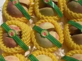 潮评丨“爆炸桃”是杜撰的新品种？别总想着给消费者上课
