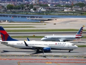 美国航空股集体下挫 杰富瑞下调三大航司评级
